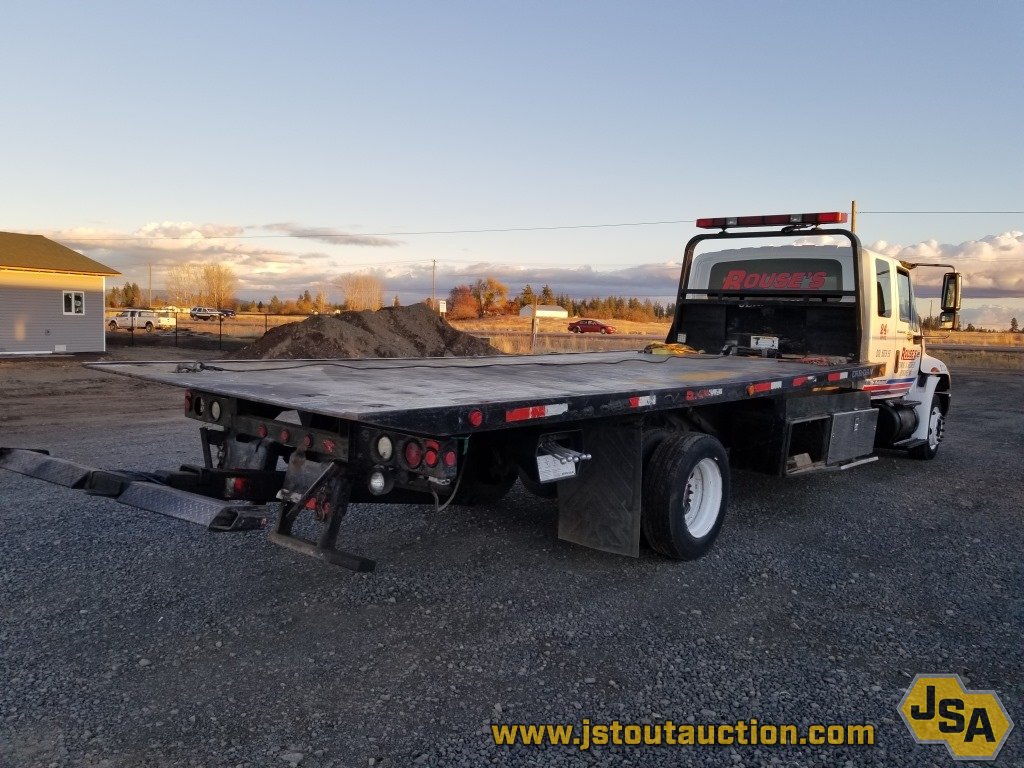 For Sale 2004 International/Jerrdan 4300 Rollback Truck