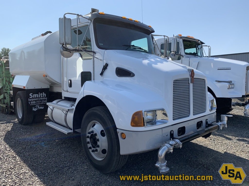 For Sale: 2004 Kenworth T300 Water Truck