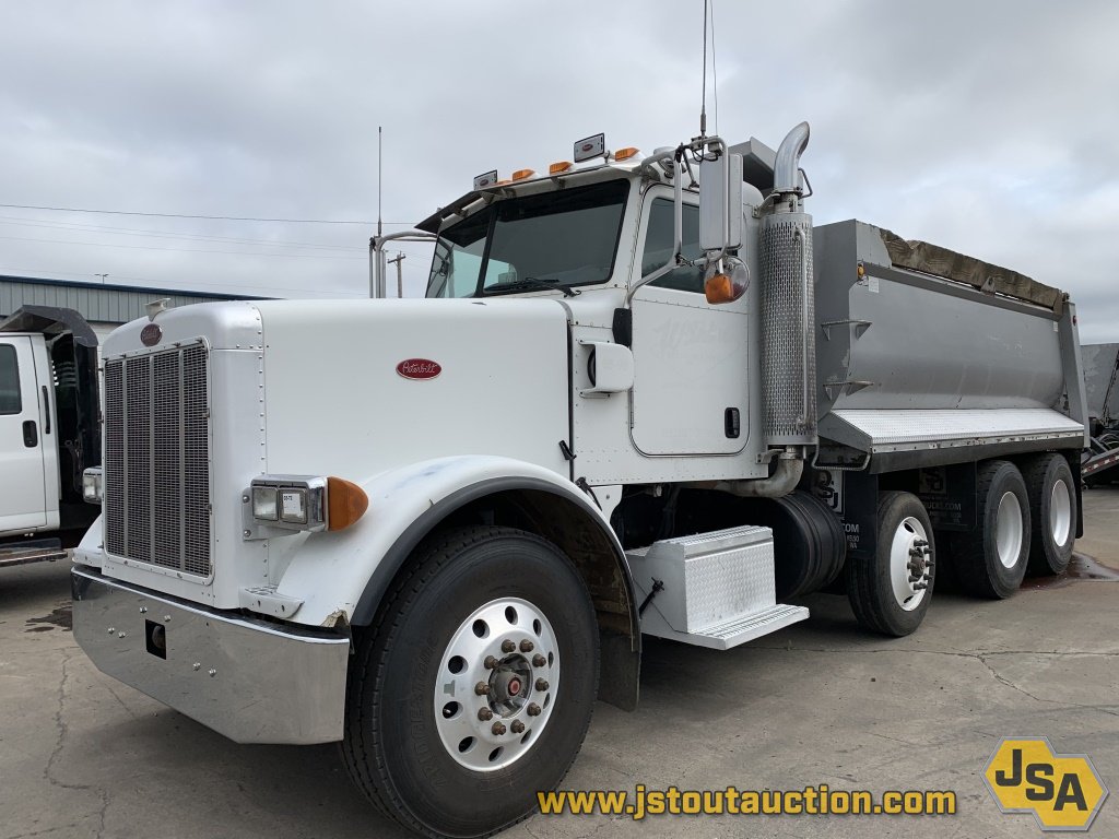 For Sale: 2005 Peterbilt 378 Dump Truck