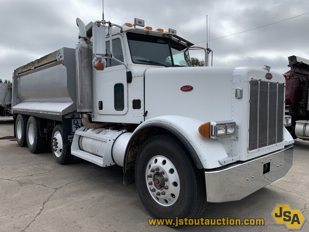 For Sale: 2005 Peterbilt 378 Dump Truck