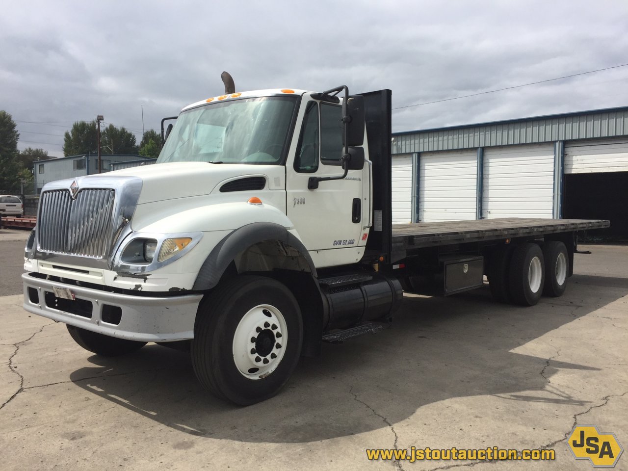 For Sale: 2006 International 7600 Flatbed Trucks