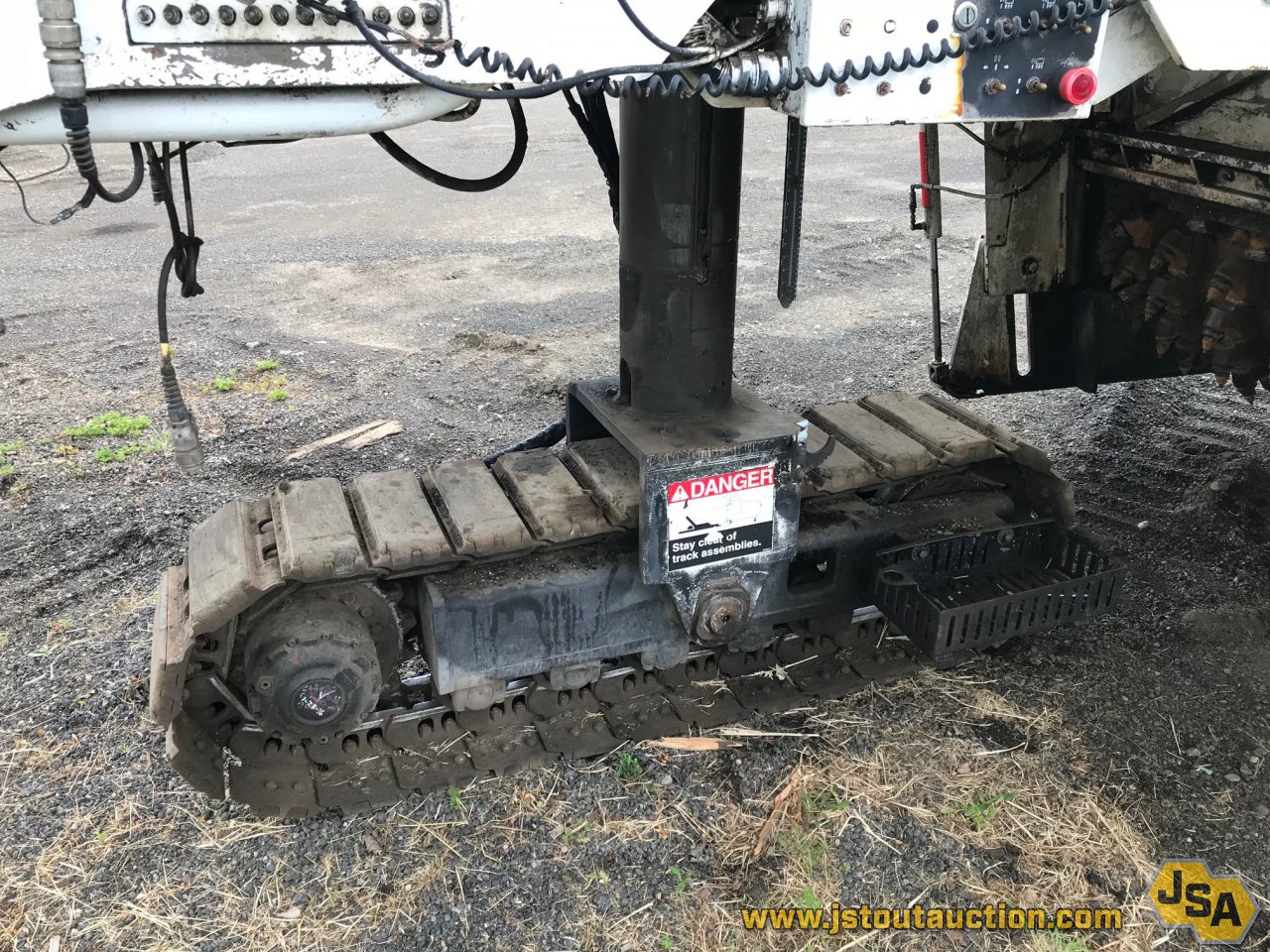 For Sale: 2007 Roadtec RX-700 Paving