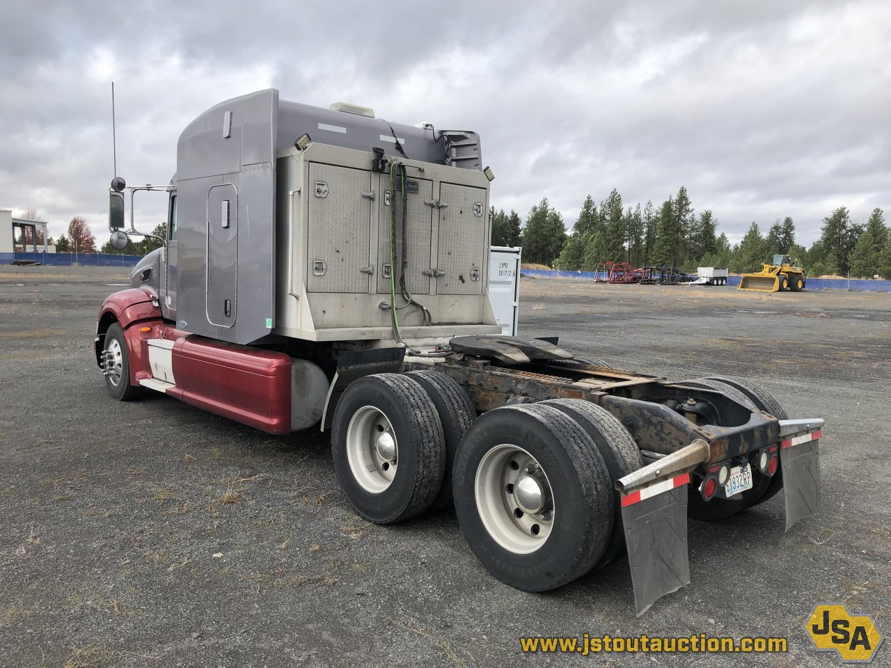 For Sale 2009 Peterbilt 386 Sleeper