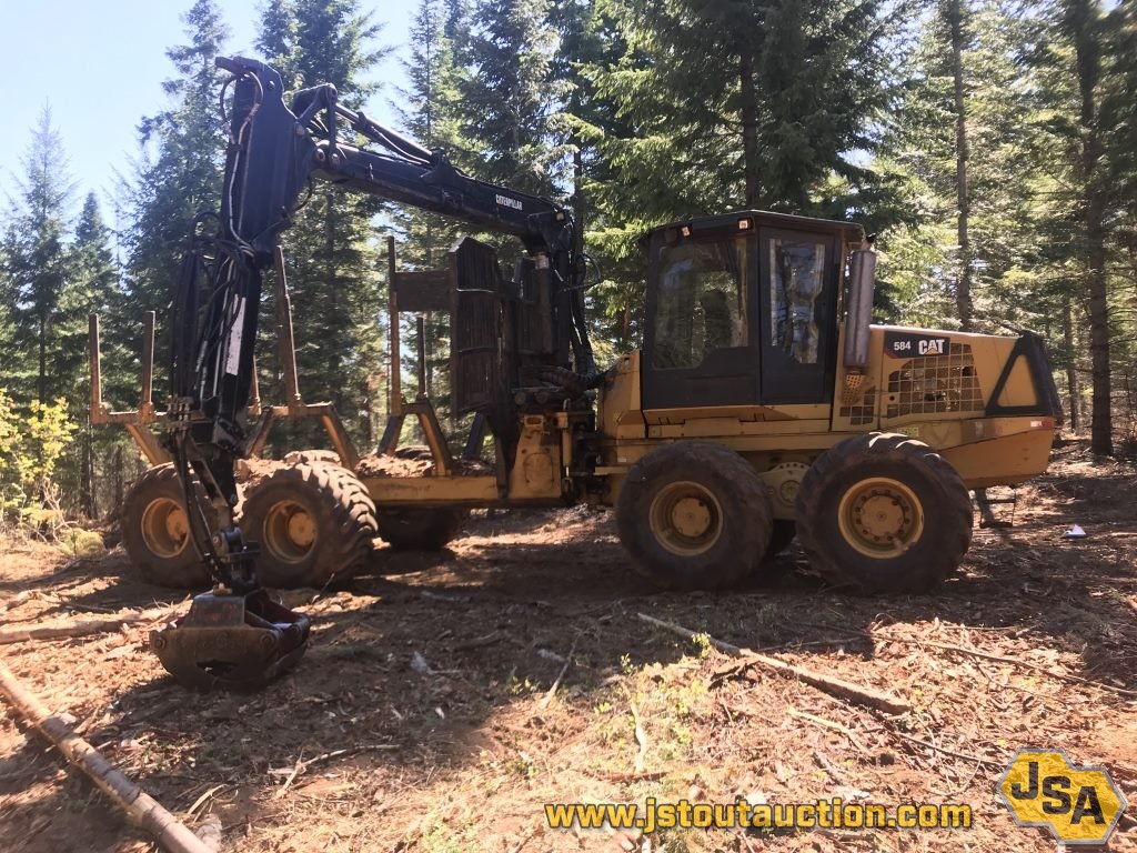 For Sale: 2010 Caterpillar 584 Forwarder