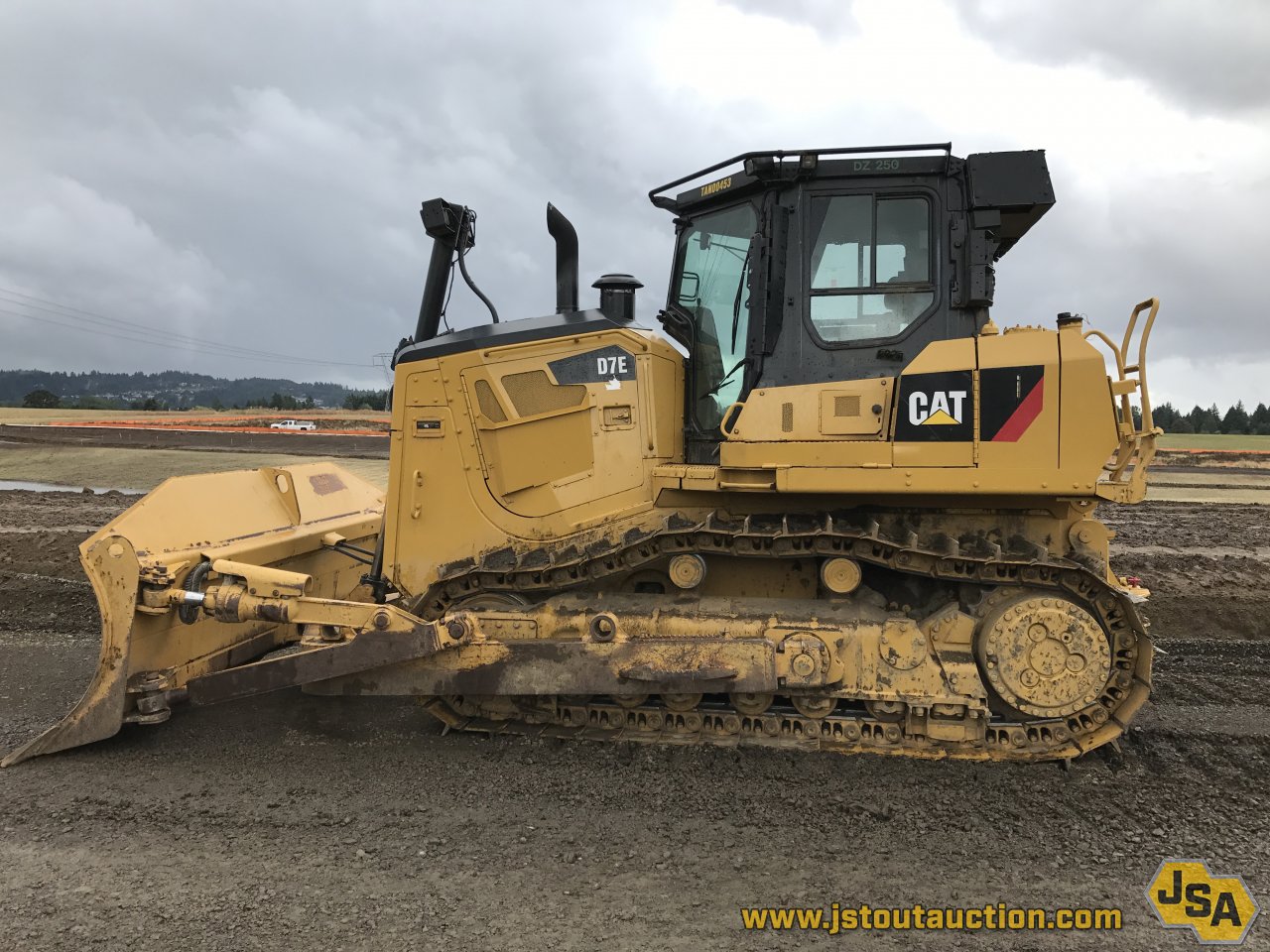 For Sale 2011 Caterpillar D7E Dozers Crawler