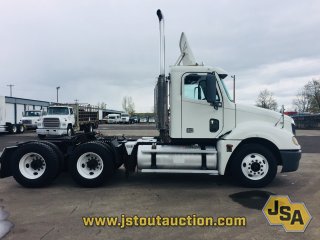 For Sale: 2006 Freightliner CL120064ST Tandem Axle